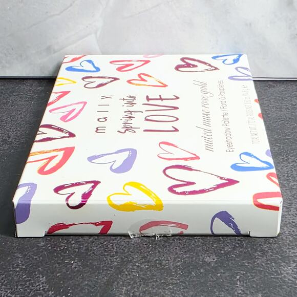 Mally New Spring Into Love eyeshadow palette full size 14.8 g - Picture 5 of 8